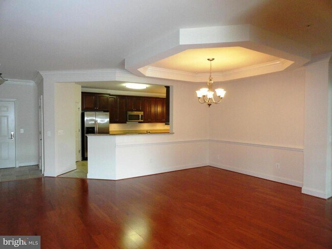 Building Photo - 3100 Stone Cliff Dr