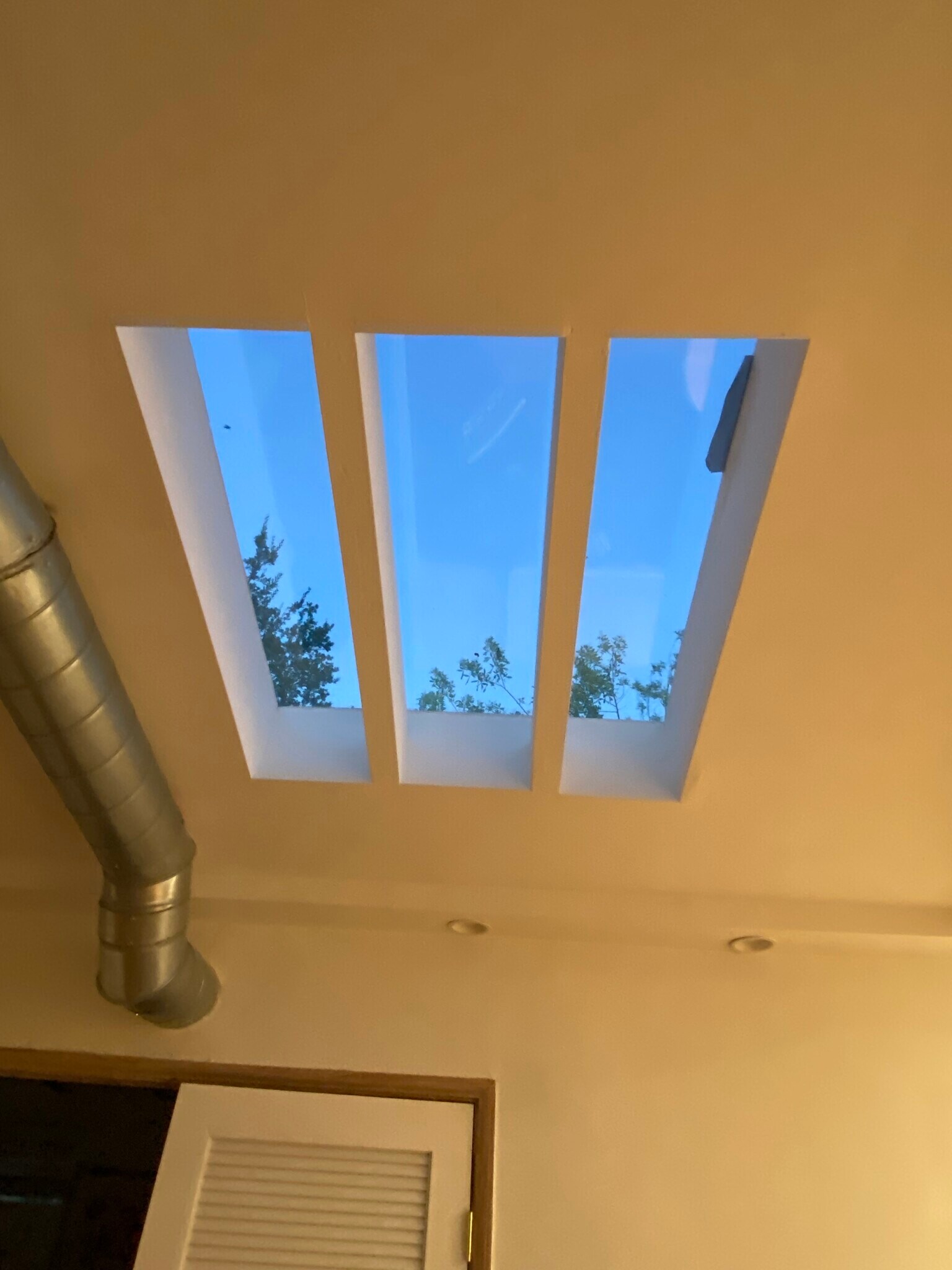 Building Photo - 500 NE 62nd St