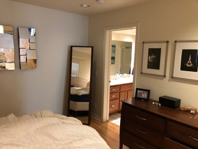 Bedroom - 17 Voyage St