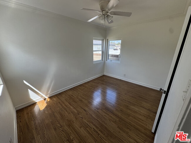 Building Photo - 6003 Bellflower Blvd