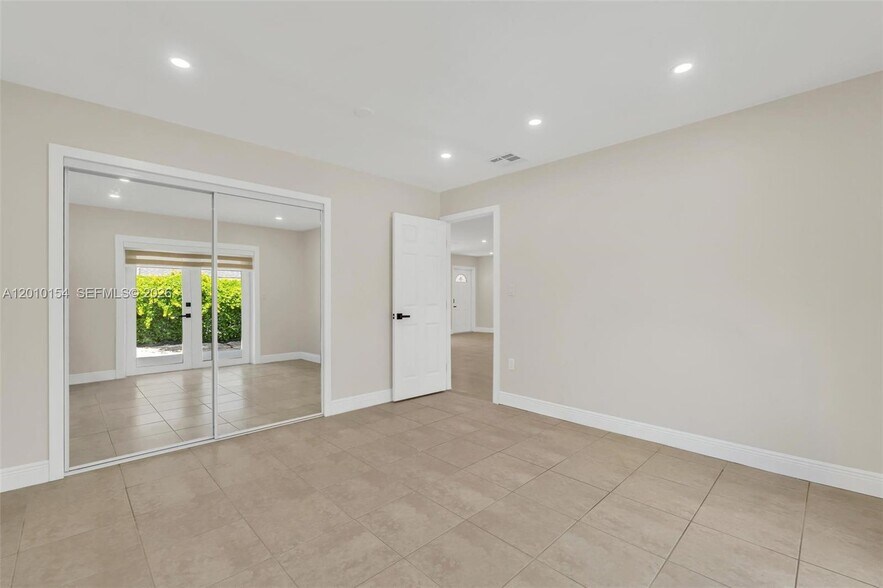 Building Photo - 13231 SW 86th St