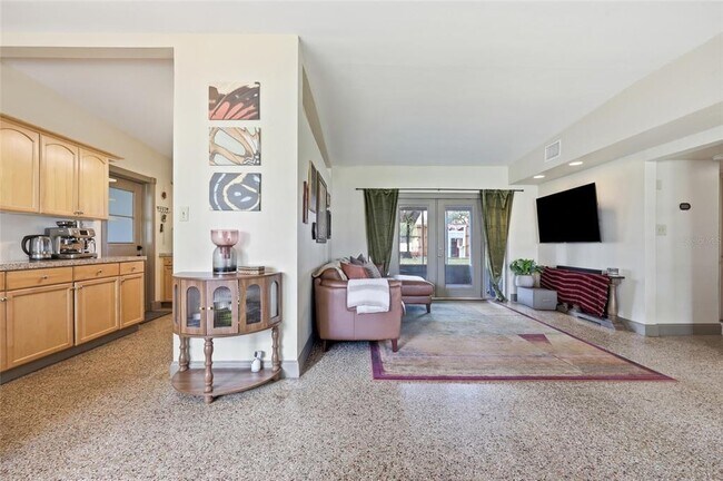 Building Photo - 712 Malone Dr
