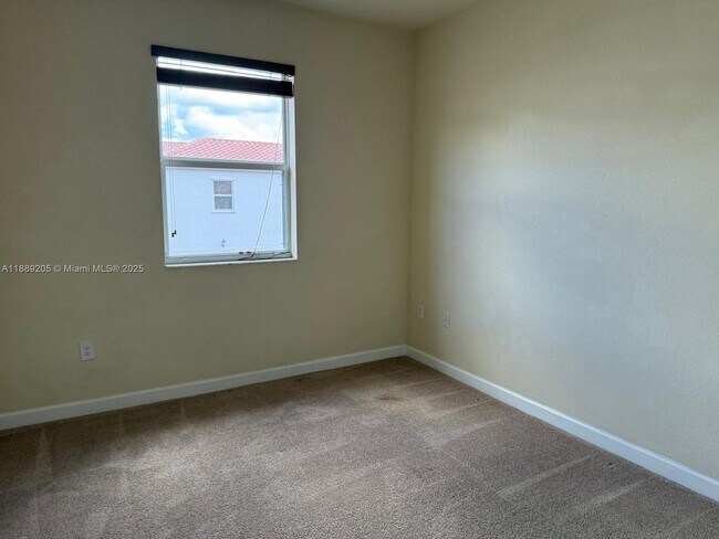Building Photo - 17173 SW 94th St
