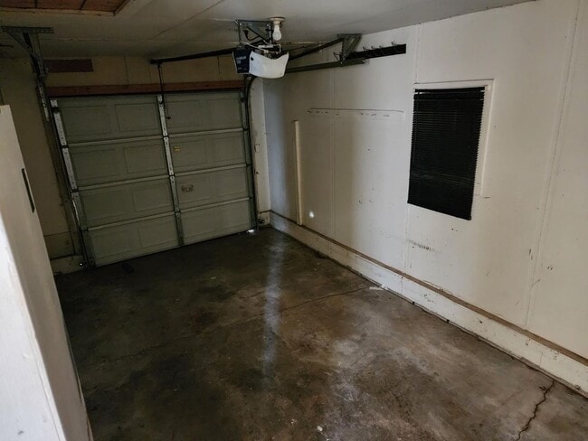 Building Photo - 626 S Edgemoor Dr