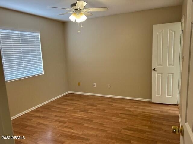 Building Photo - 922 N Pueblo Dr