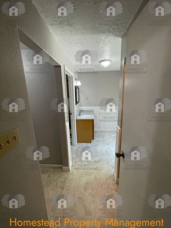 Building Photo - Do you crave some space of your own? We have the home for you!