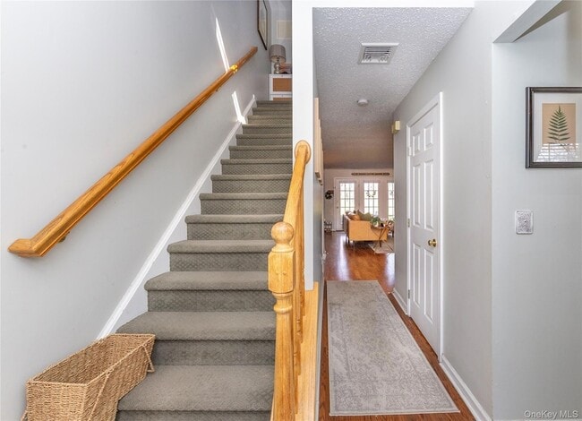 Building Photo - 3 Evergreen Way