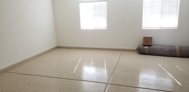 Building Photo - Beautifully upgraded home in Mission Ranch.