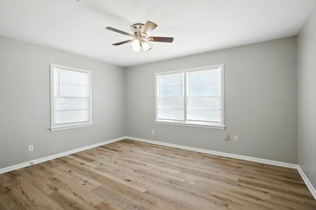 Building Photo - 4208 42nd St
