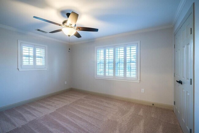 Building Photo - 5046 Yarwell Dr