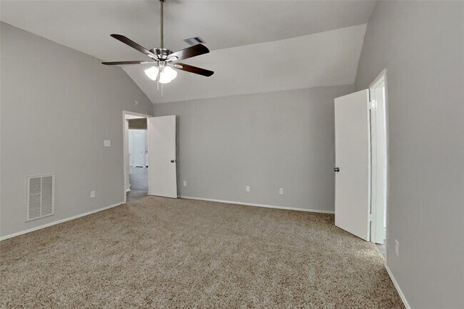 Building Photo - 9123 Reagan Meadow Ct