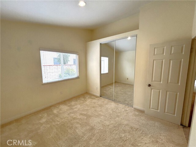 Building Photo - 904 Sky Meadow Pl