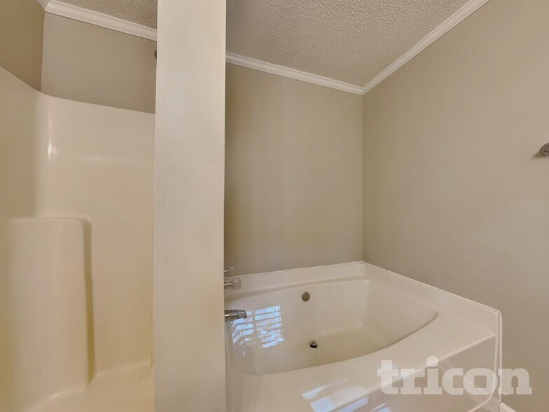 Building Photo - 1555 Mill Creek Rd