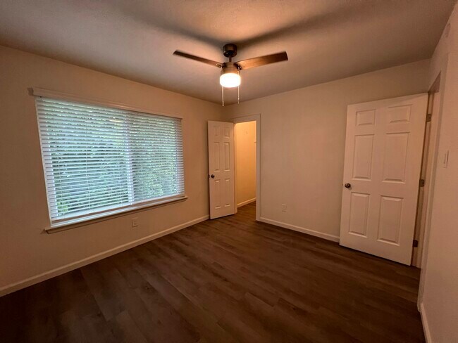 Building Photo - 3458 Willowrun Dr