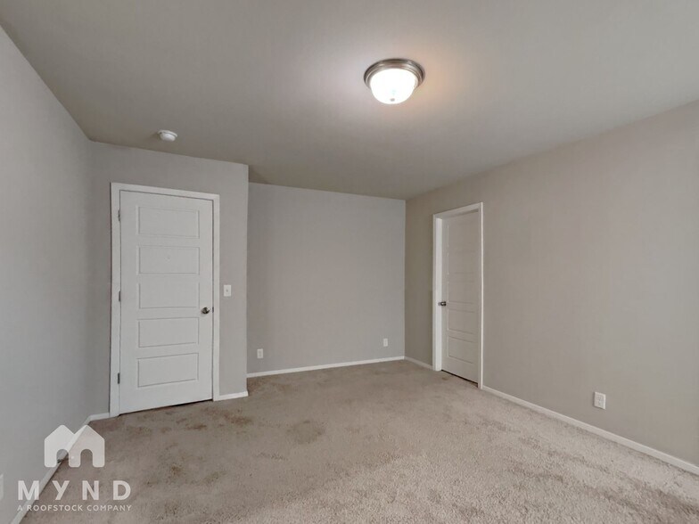 Building Photo - 14109 N 74th E Ave