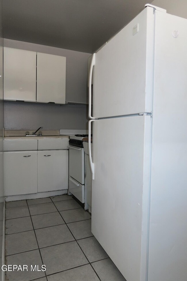 Building Photo - 4023 Thomason Ave