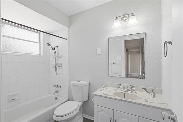 Building Photo - 1403 Provincetown Ln