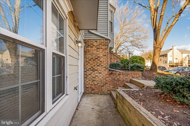 Building Photo - 16294 Taconic Cir