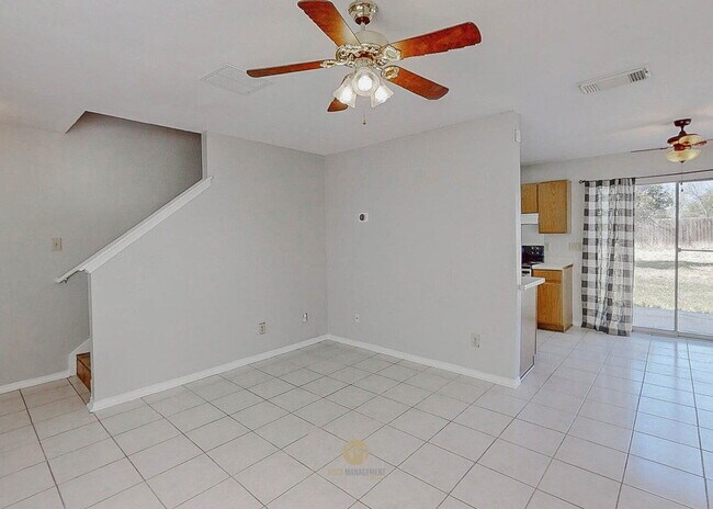 Building Photo - Charming 2-Bedroom Rental in Sunset Subdivision – Available Now!