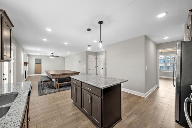 Building Photo - Beautiful 4-Bedroom Home with Modern Comfo...