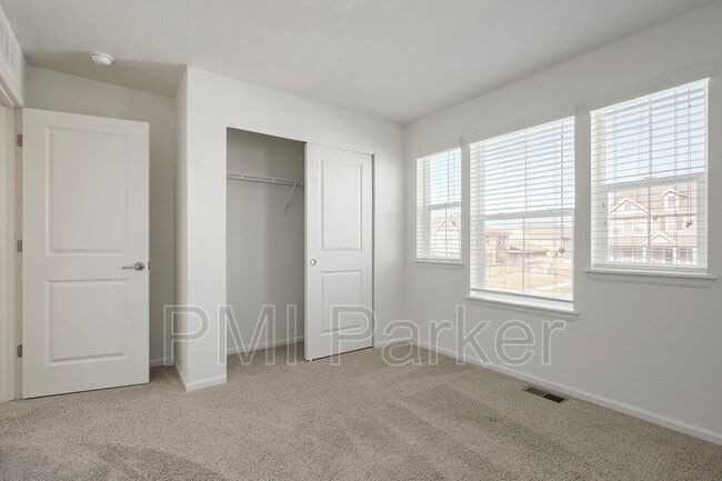 Building Photo - 14813 E Crestridge Dr