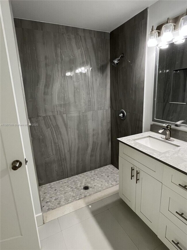 Building Photo - 29905 SW 149th Ct