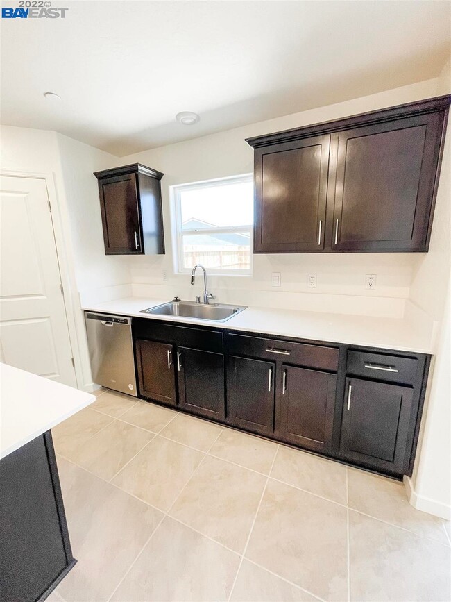 Building Photo - 2280 Craig Ct