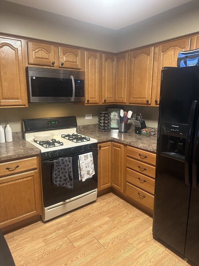 Building Photo - 3088 Serenity Ln