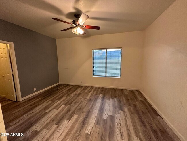 Building Photo - 3169 E Desert Flower Ln