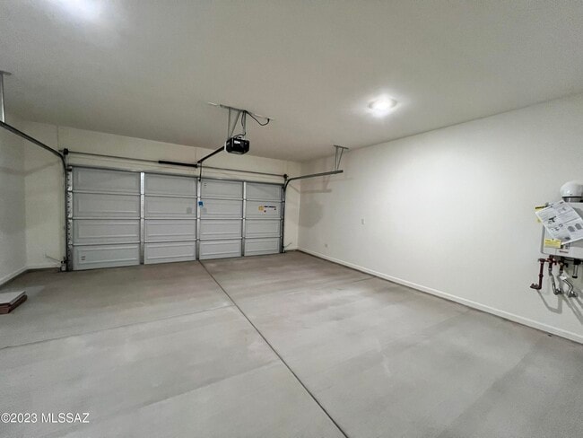 Building Photo - 12522 E Patch Dr