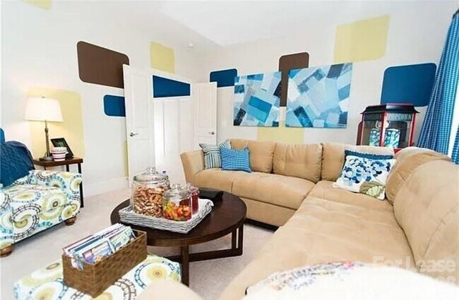 Building Photo - 4018 Orchid Way