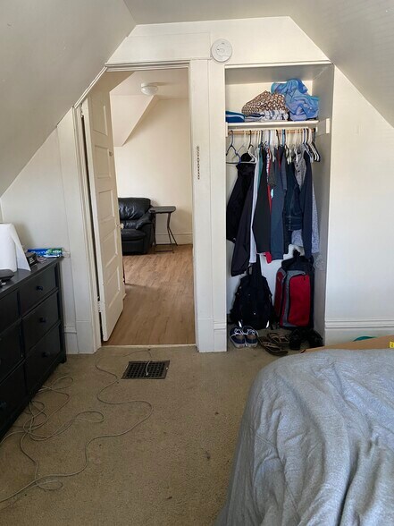 Building Photo - 1224 Vilas Ave