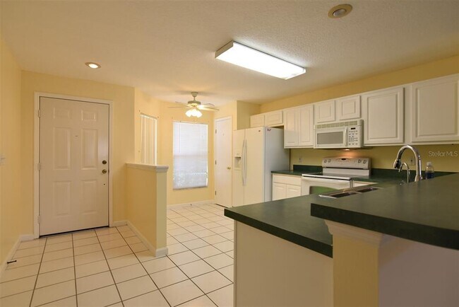 Building Photo - 2203 Cypress Knee Loop