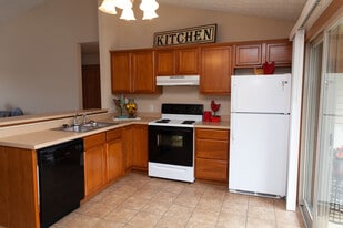 Building Photo - The Landings