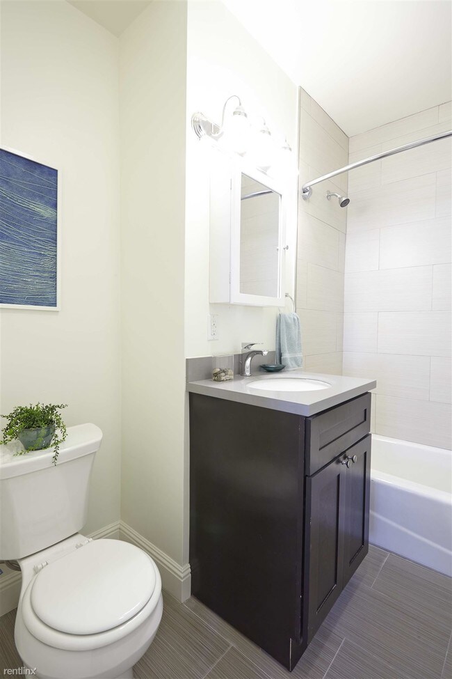 Building Photo - 601 Ofarrell St