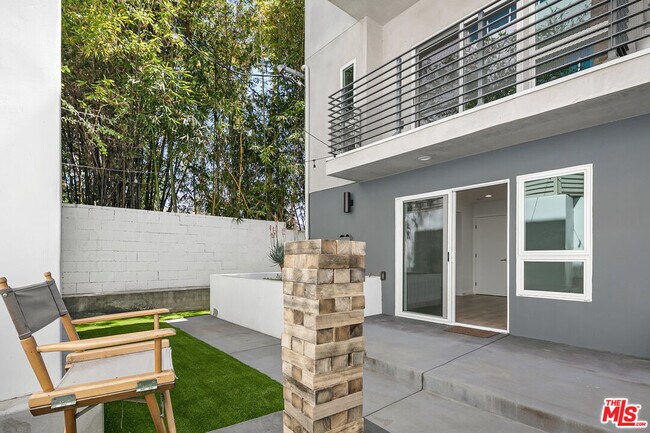 Building Photo - 6611 Leland Way