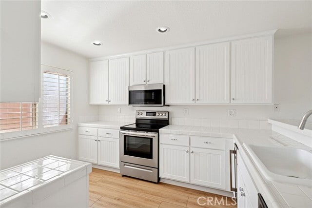 Building Photo - 440 Villa Point Dr