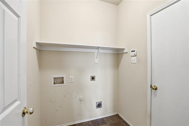 Building Photo - 3913 Hawkins Dr