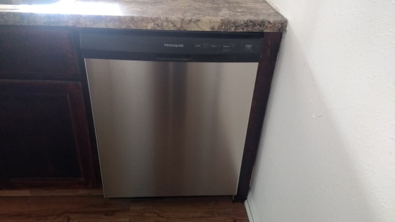 Building Photo - 14746 Delano St