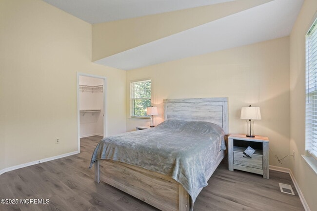 Building Photo - 36 Stirrup Ct