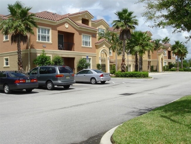 Building Photo - 4402 SW 160th Ave