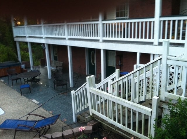 Building Photo - 127 Hoss Smith Rd