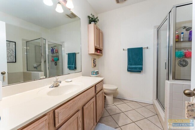 Building Photo - 29 Torrey Pines Dr