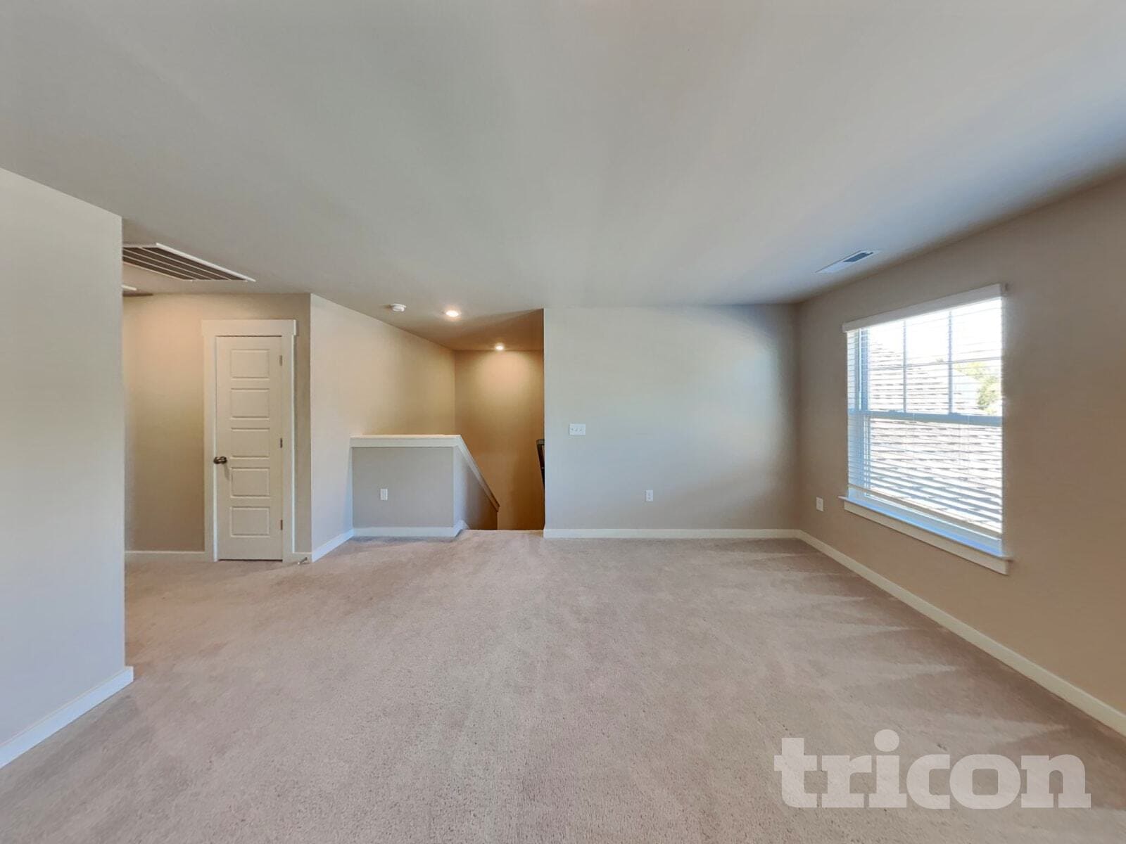 Building Photo - 1736 Lannister Ave