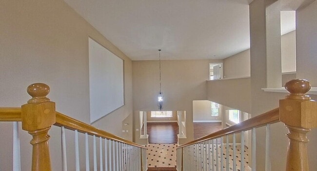 Building Photo - 1692 Woodhaven Cir