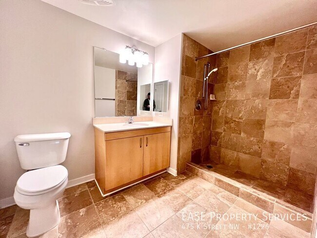 Building Photo - 475 K St NW