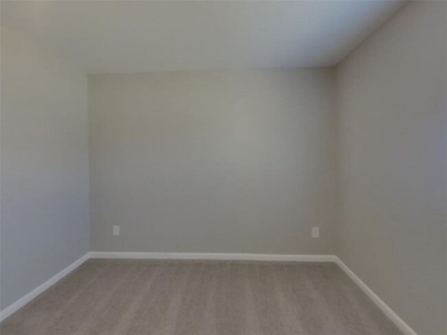 Building Photo - 15685 Briar Frst Dr