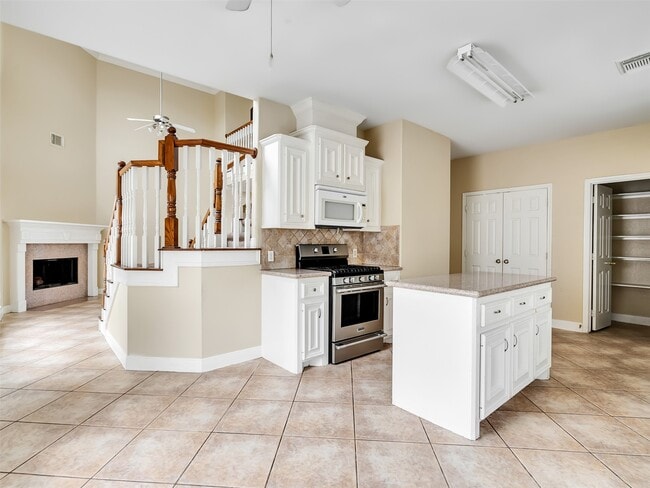 Building Photo - 1803 Ripple Creek Dr