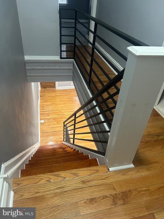 Building Photo - 2417 S Rosewood St