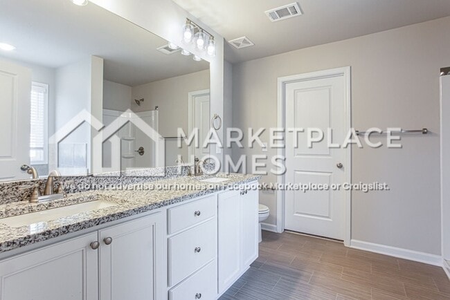 Building Photo - 250 W L Miller Dr